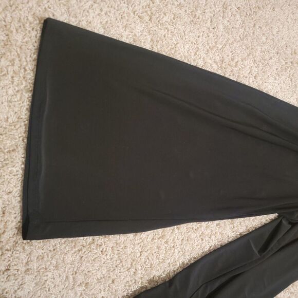 Tahari Jumpsuit New Size Xs Black Sleeveless Cropped Leg Black Jumper - Picture 6 of 7